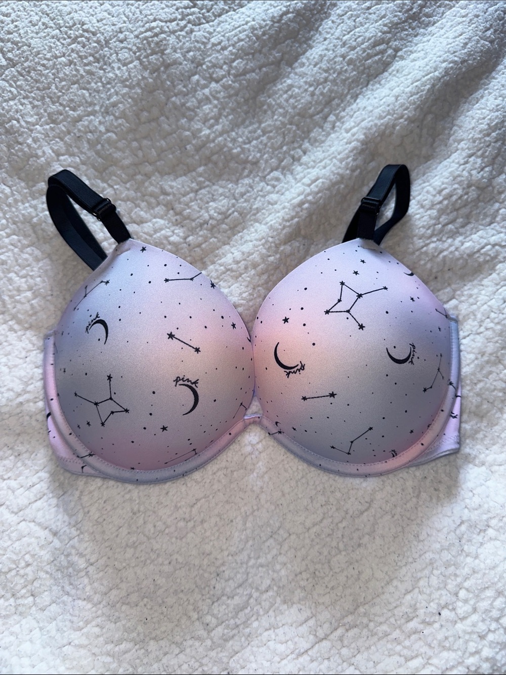 PINK Wear Everywhere Super Push Up Bra